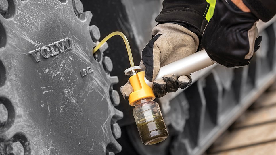 زيوت المحركات الصناعية